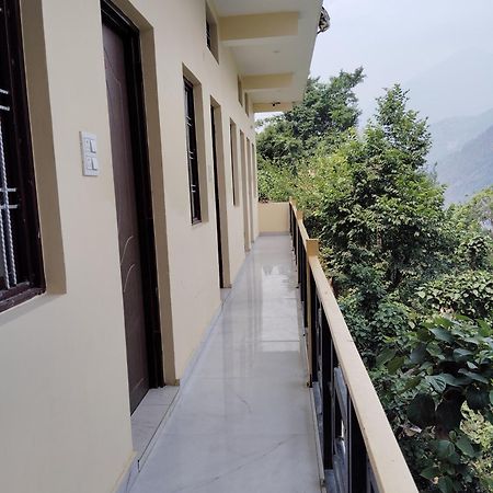 Gupta Kāshi Hotel Narayana Residency מראה חיצוני תמונה
