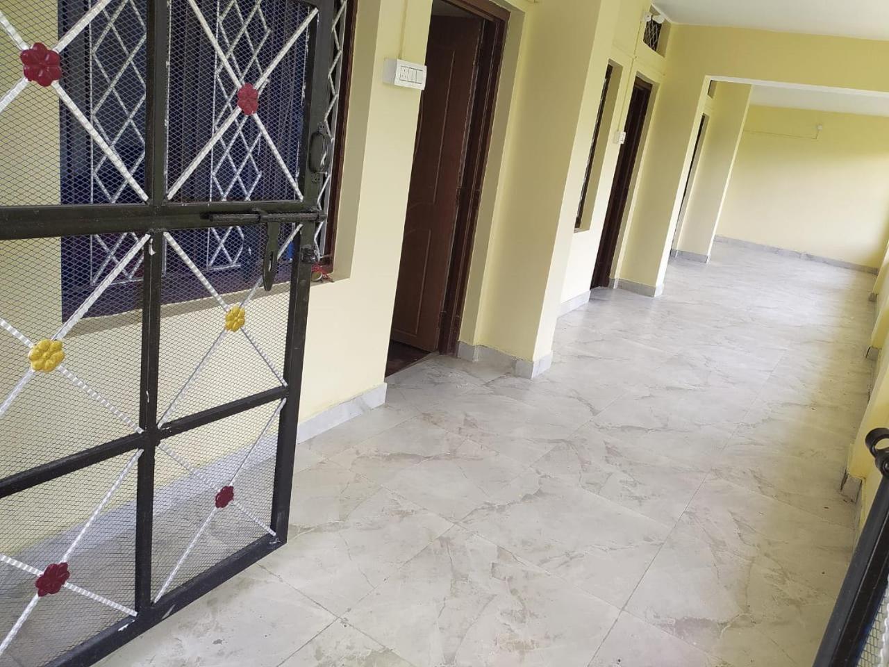 Gupta Kāshi Hotel Narayana Residency מראה חיצוני תמונה